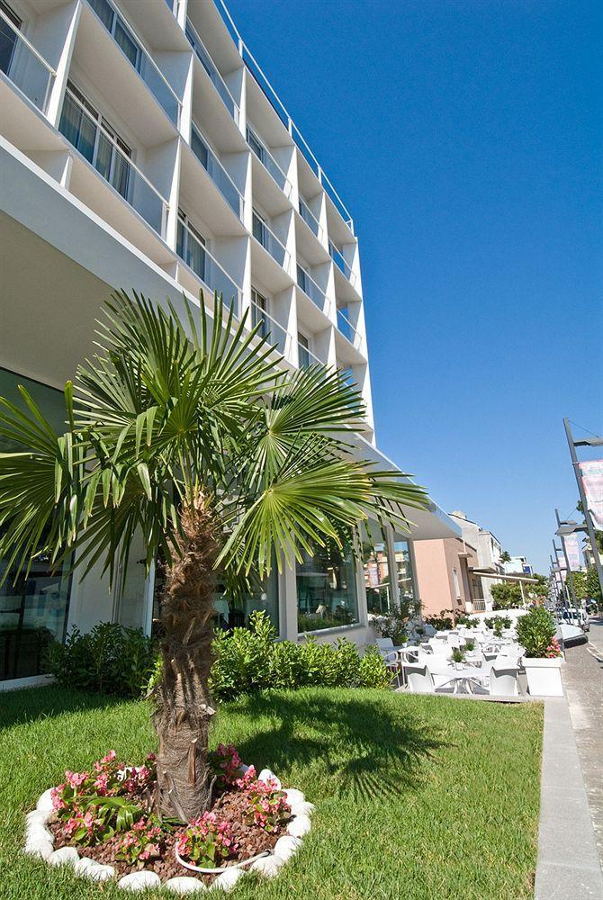 Atlantic & 3* Gabicce Mare