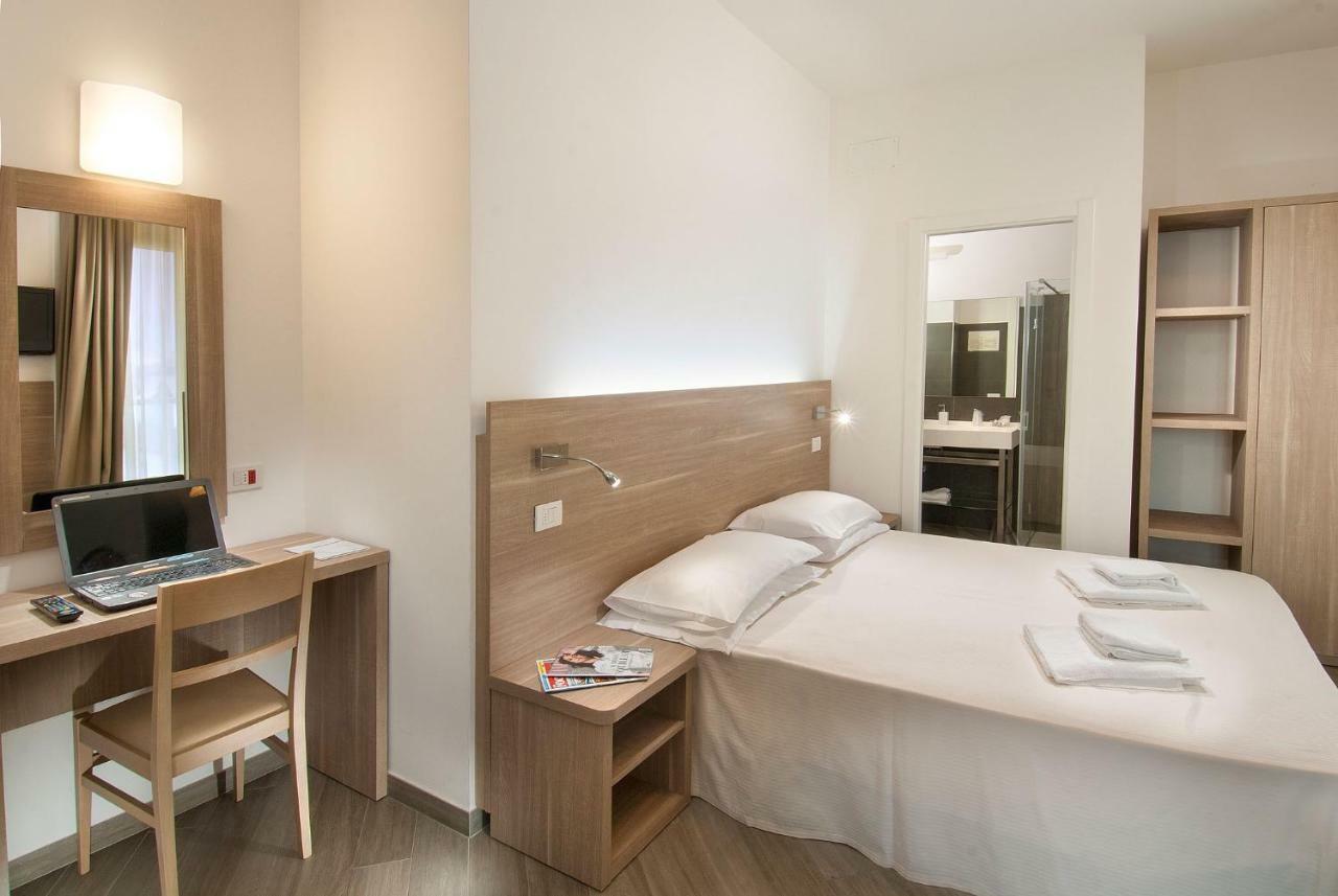 Atlantic & 3* Gabicce Mare